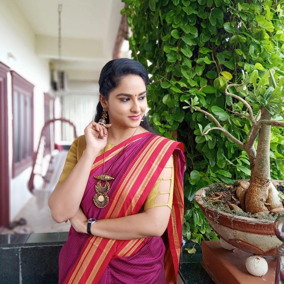 TELUGU TV ANCHOR KASI ANNAPURNA IMAGES IN PINK SAREE 7